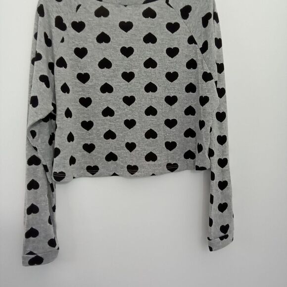 Basil & Lola gray and black crop top‎ hearts Women large - Picture 6 of 9